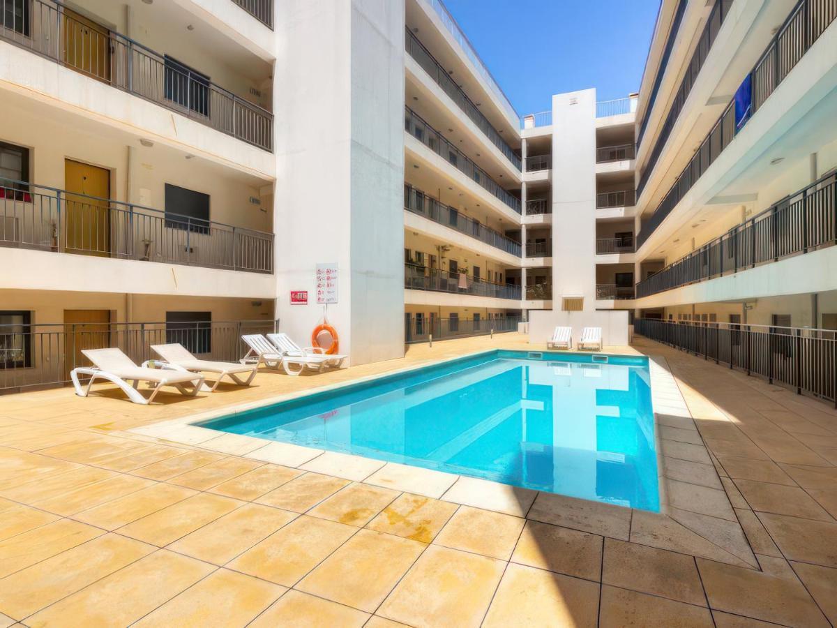 Center Location, Ac, Swimming Pool, And Parking Apartamento Olhão Exterior foto